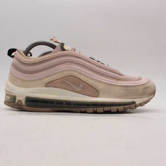 Nike Women's Sneakers in Pink and Cream - Picture 1 of 11